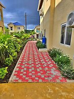 Tranquility Loft, Ocho Rios, Solar Powered