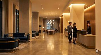 Upscale Downtown Suites