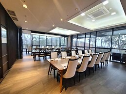 Haeundae Beach Restmons