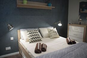 Sunshine Suites
