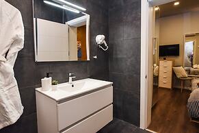Cosy Albert's Seaside Suites - Sliema