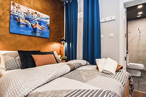 Cosy Albert's Seaside Suites - Sliema
