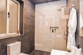Cosy Albert's Seaside Suites - Sliema
