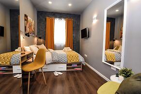 Cosy Albert's Seaside Suites - Sliema