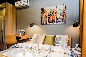 Cosy Albert's Seaside Suites - Sliema