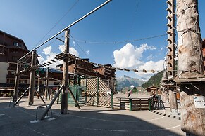 Apartment in Valfrejus Near Gondola