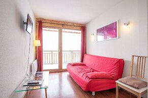 Apartment in Valfrejus Near Gondola