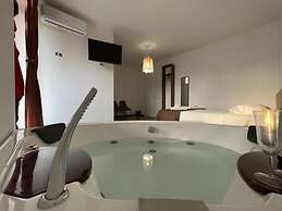 Habitat Luxury Suites