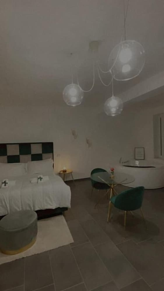 Habitat Luxury Suites
