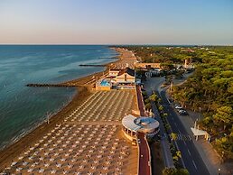Cozy Flat With Pool in Lignano