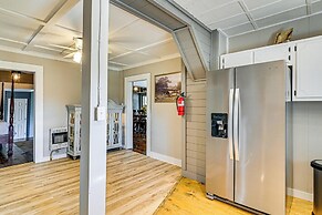 Surrounding Pasture Views! Peaceful Escape in Iuka