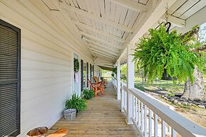 Surrounding Pasture Views! Peaceful Escape in Iuka