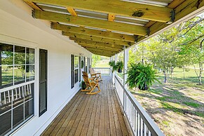 Surrounding Pasture Views! Peaceful Escape in Iuka