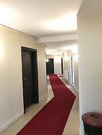 Ari Otel