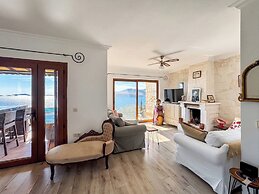 Villa Maria Peninsula