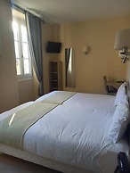 HOTEL DES BAINS