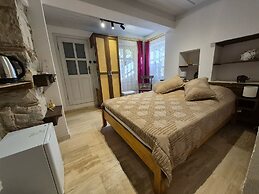 Kavcıoğlu Rooms