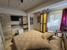 Kavcıoğlu Rooms