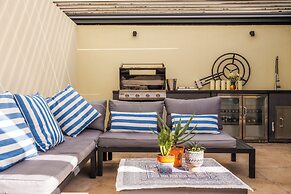 Stunning 1 BD Home in Worcestershire