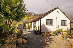 Stunning 1 BD Home in Worcestershire