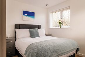 Stunning 1 BD Home in Worcestershire