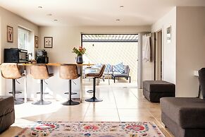 Stunning 1 BD Home in Worcestershire