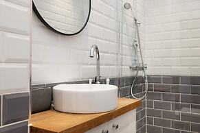 Stylish West End 1-Bed - Prime Location