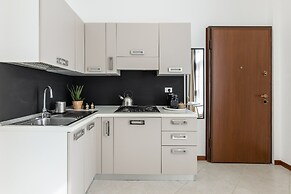 Light-filled Flat by Wonderful Italy