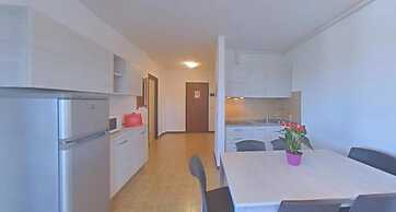 Practical Flat Just a Short Walk From the Beach