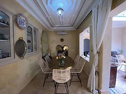 Luxurious 5-bedroom Apartment in Marrakesh With Full Accessibility