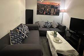 Apartment Sleeps 4 With Parking