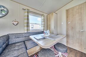 Sleeps 8 - Communal Spa Access - Parking
