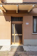 Light-Filled Flat by Wonderful Italy
