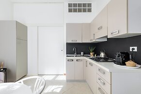 Light-Filled Flat by Wonderful Italy