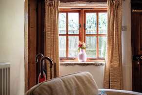 Beautiful Two BD Cottage in Oxfordshire