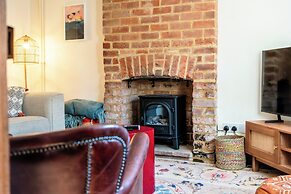 Beautiful Two BD Cottage in Oxfordshire