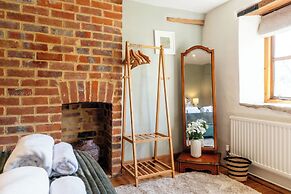 Beautiful Two BD Cottage in Oxfordshire
