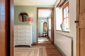 Beautiful Two BD Cottage in Oxfordshire