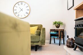 Gorgeous 2 Bedroom Home in Cirencester