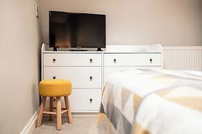 Gorgeous 2 Bedroom Home in Cirencester
