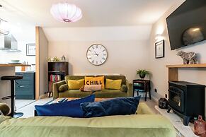 Gorgeous 2 Bedroom Home in Cirencester