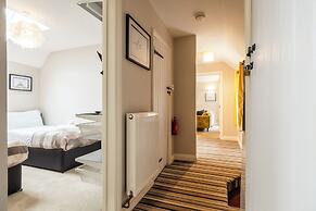 Gorgeous 2 Bedroom Home in Cirencester
