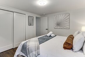 Charming Connecticut Hideaway: Year-round Fun!
