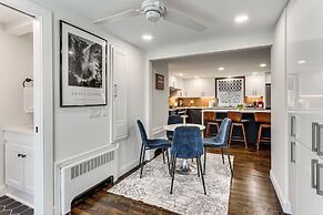 Charming Connecticut Hideaway: Year-round Fun!