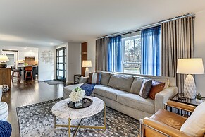 Charming Connecticut Hideaway: Year-round Fun!