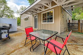 Patio & Game Room! Cozy Studio Near Oregon Caves