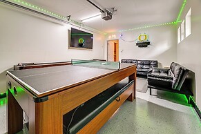Patio & Game Room! Cozy Studio Near Oregon Caves