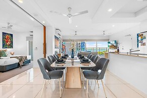 Zen Crystal Tide Balcony - Pool - Gym - Seaview