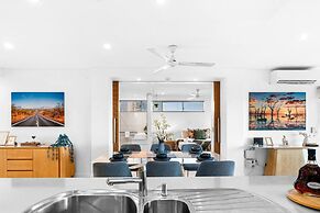 Zen Crystal Tide Balcony - Pool - Gym - Seaview