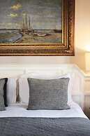 JD Young Hotel